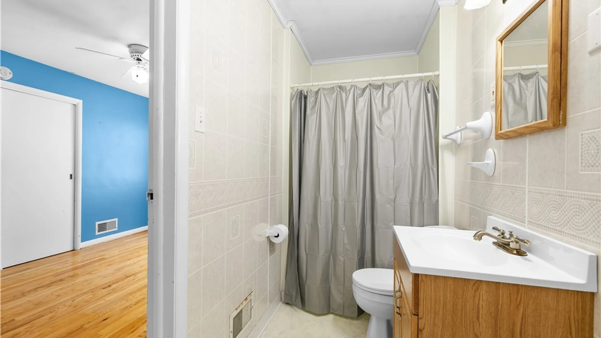 Property at 38 Forest Road, New Hartford, NY 13501 22