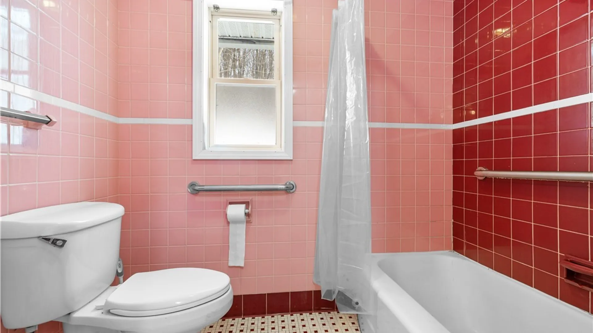 Property at 38 Forest Road, New Hartford, NY 13501 28