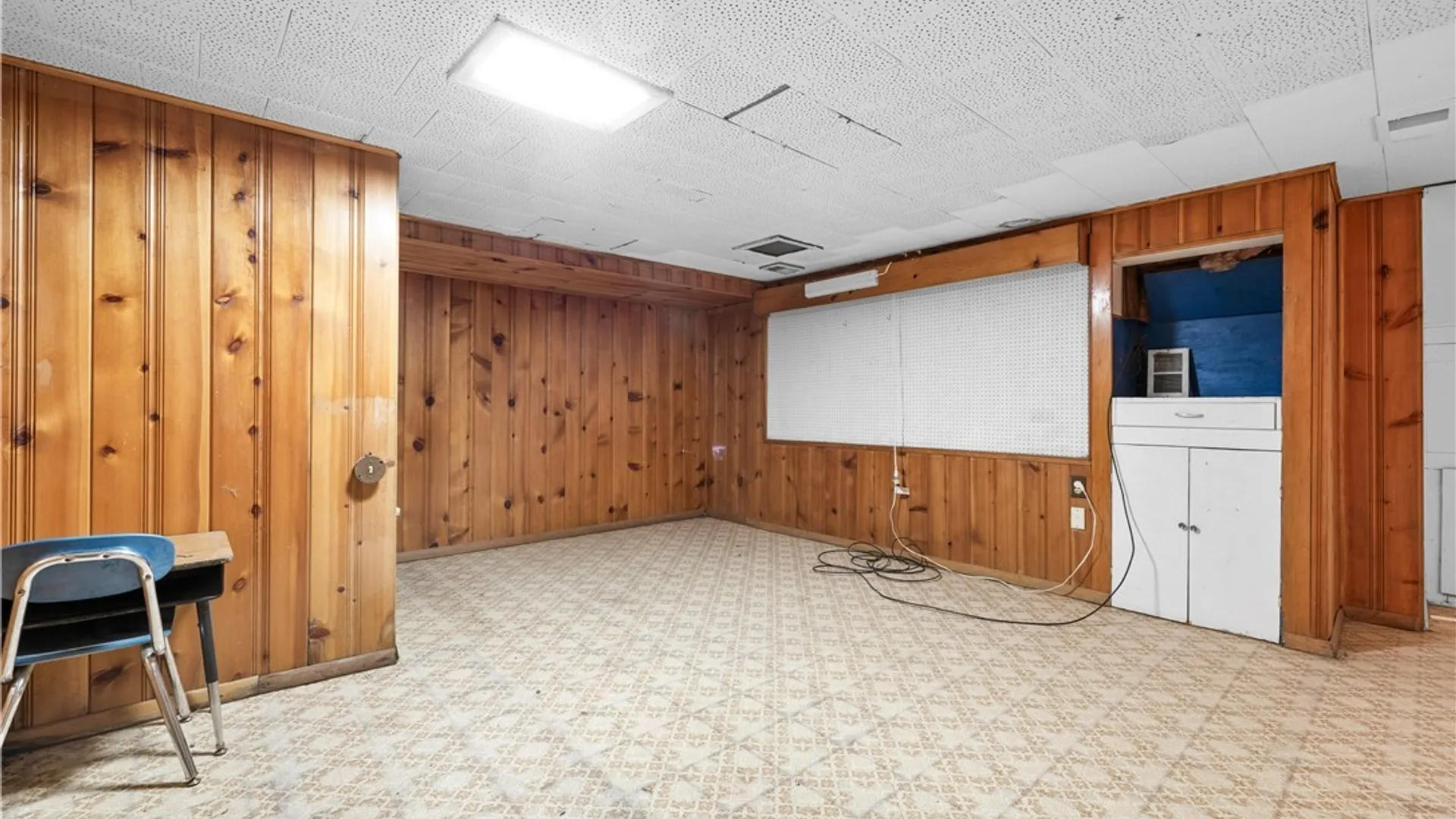 Property at 38 Forest Road, New Hartford, NY 13501 34