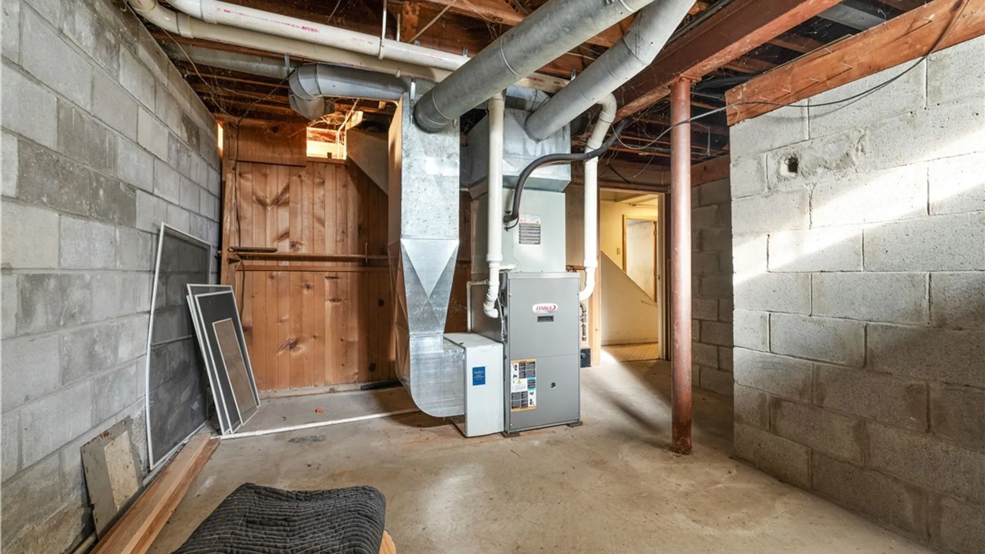 Property at 38 Forest Road, New Hartford, NY 13501 37