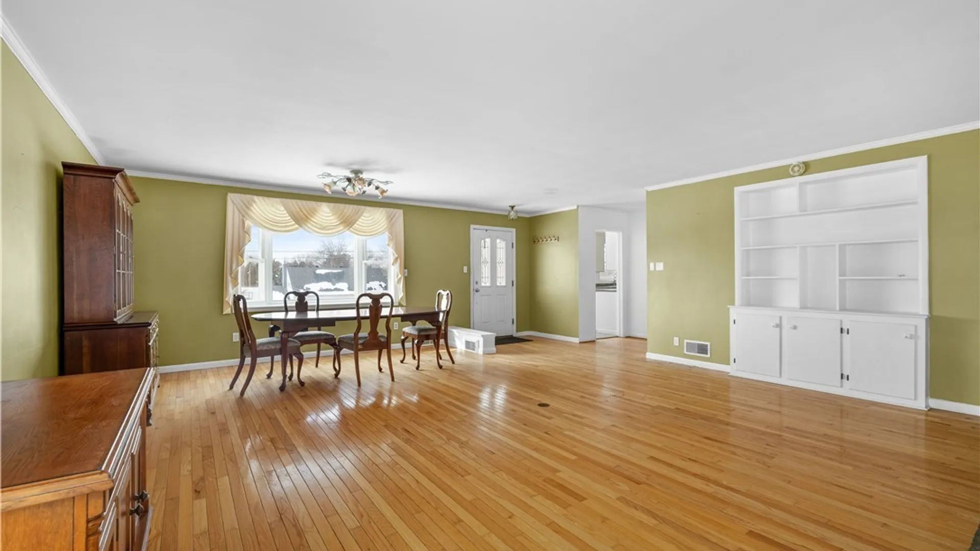 Property at 38 Forest Road, New Hartford, NY 13501 7