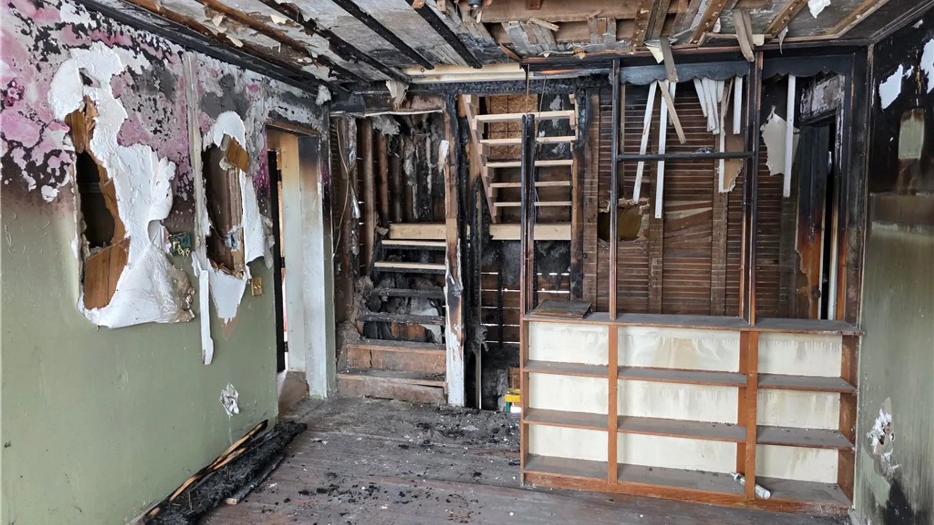 Property at 6705 E Townline Road, Williamson, NY 14589 16