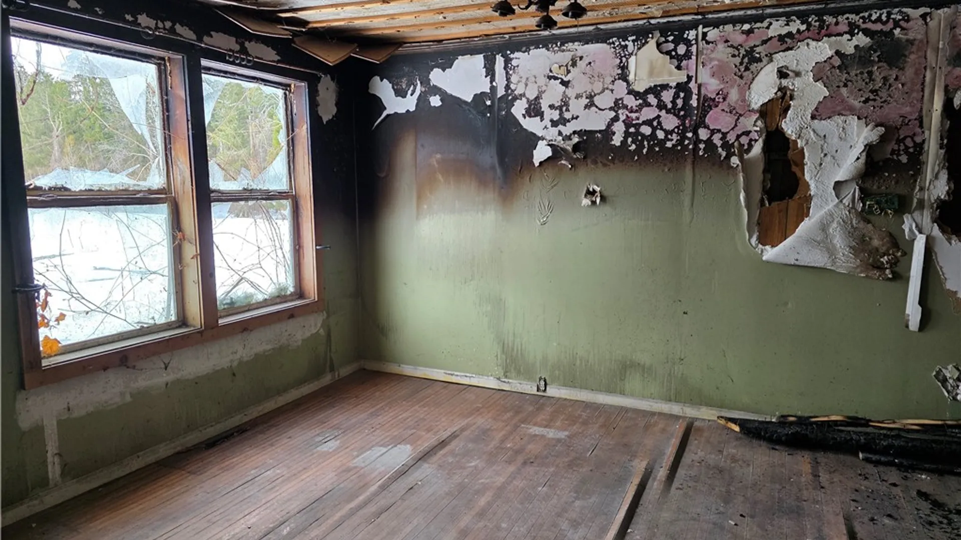 Property at 6705 E Townline Road, Williamson, NY 14589 17