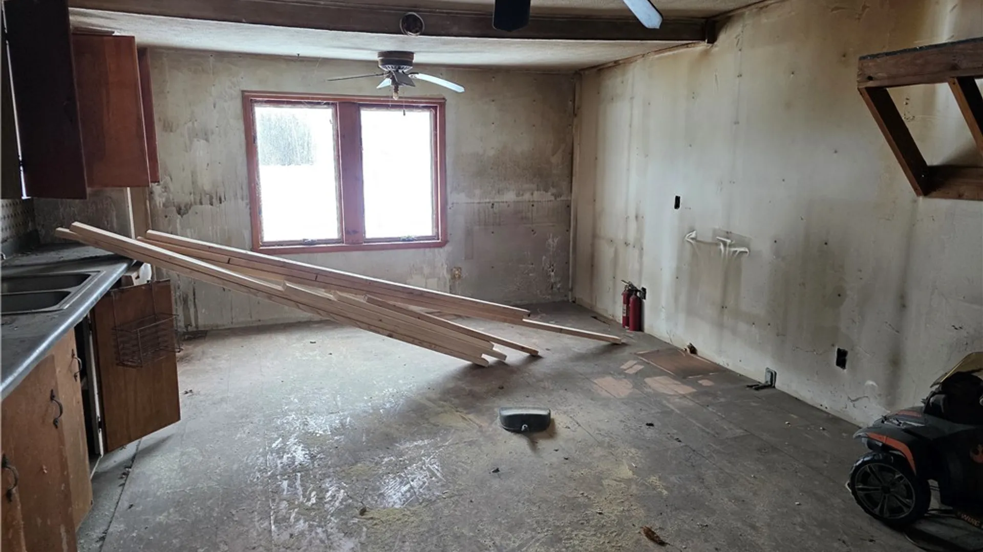 Property at 6705 E Townline Road, Williamson, NY 14589 9