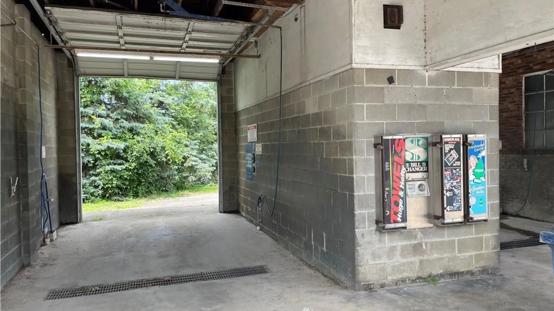 Property at 3020 Southwestern Boulevard, Orchard Park, NY 14127 7