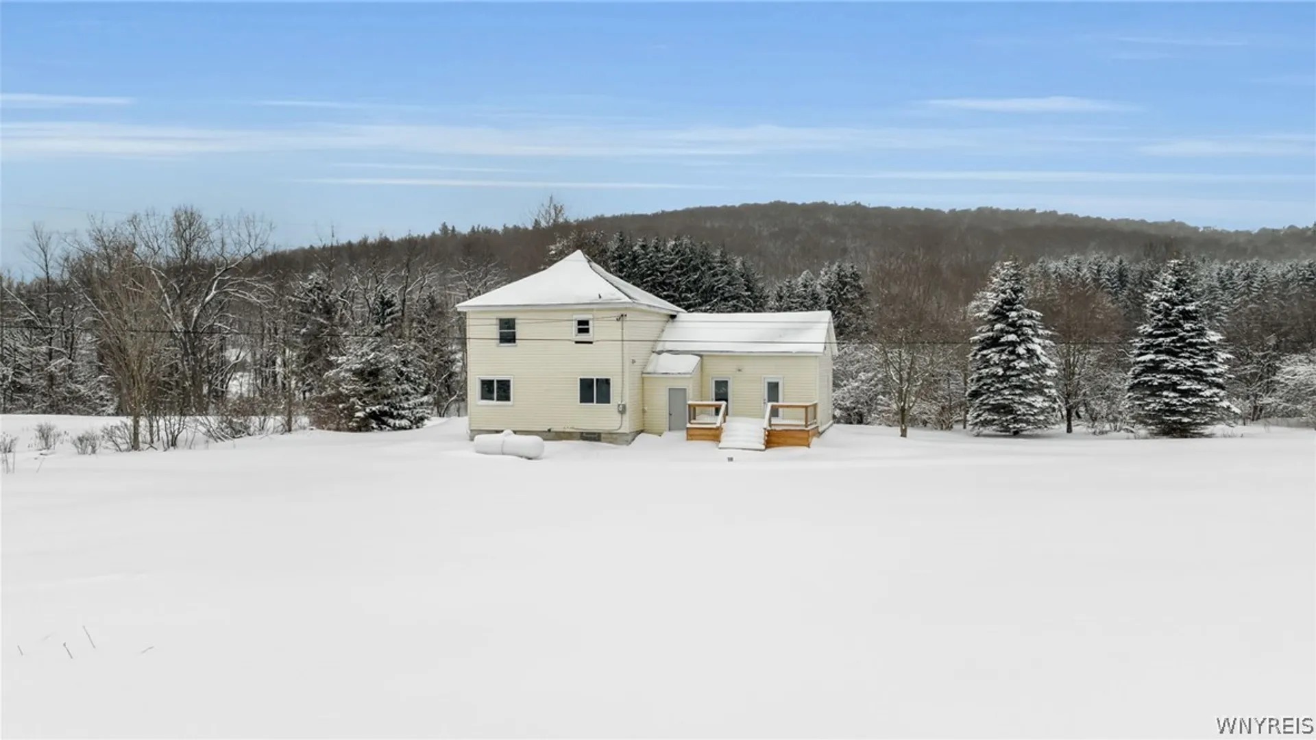 Property at 4282 Gun Barrel Road, Yorkshire, NY 14042 4