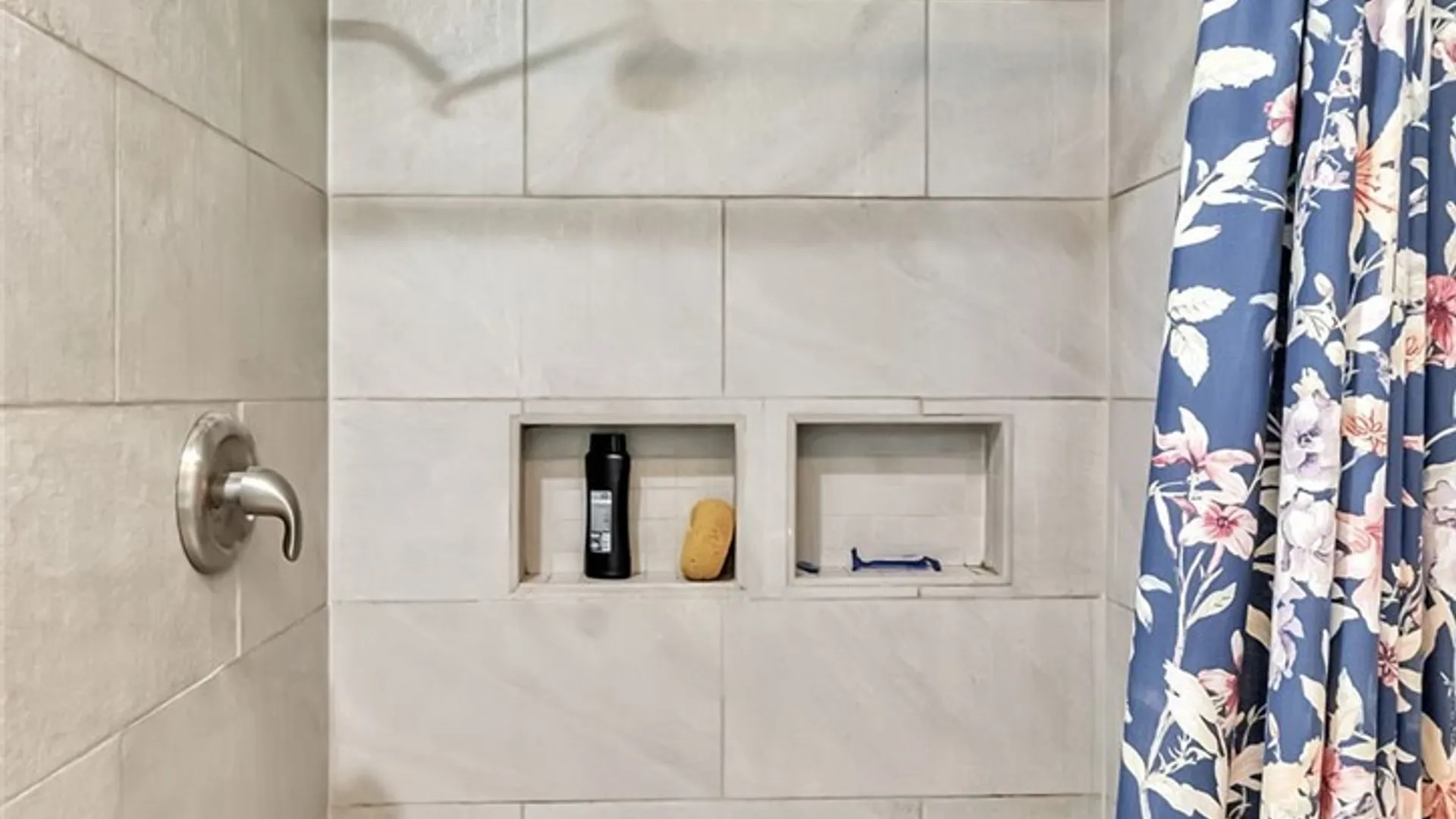 Property at 8135 Clarherst Drive, Clarence, NY 14051 35