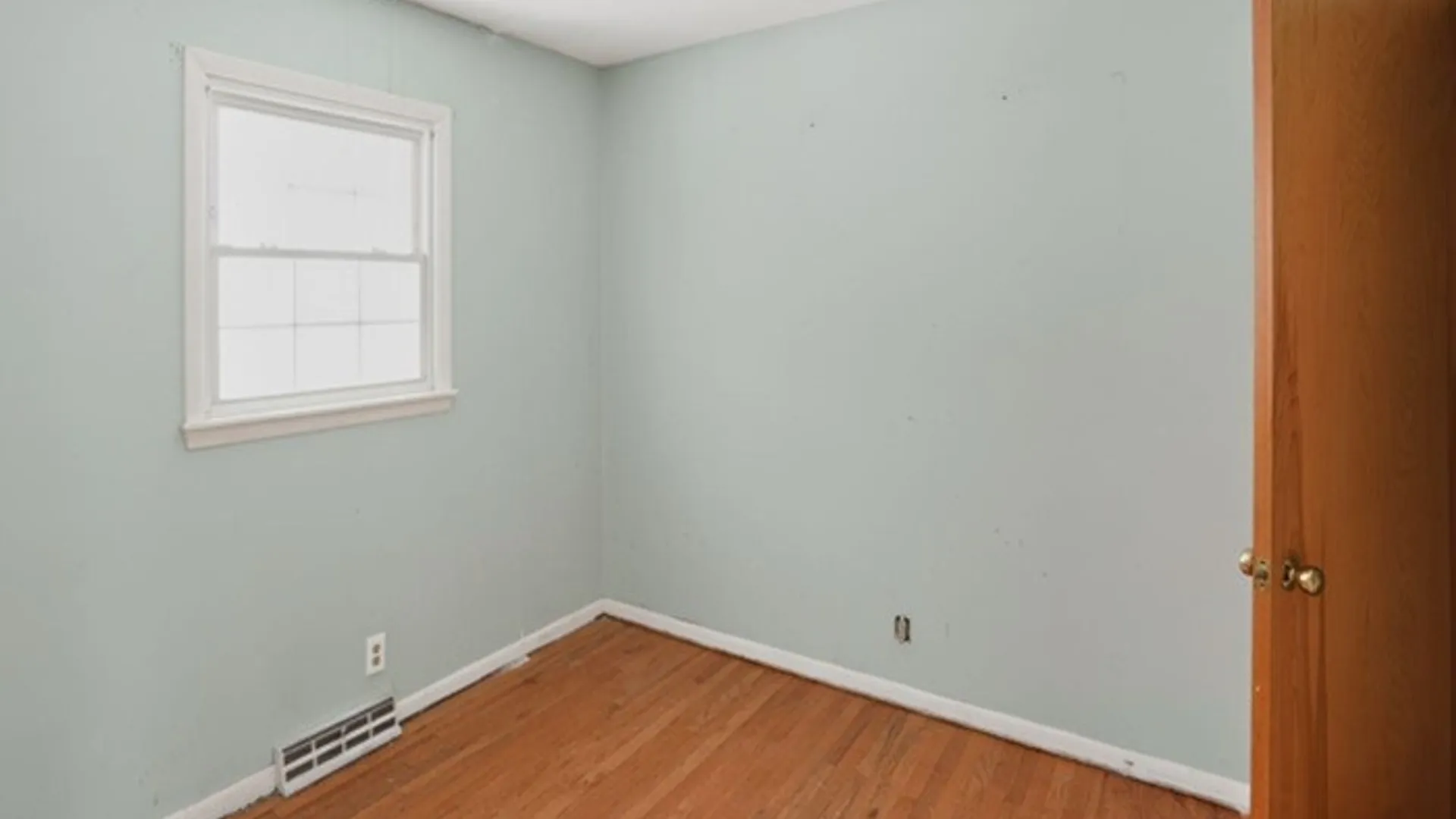 Property at 1709 Caldicott Road, Rotterdam, NY 12303 12