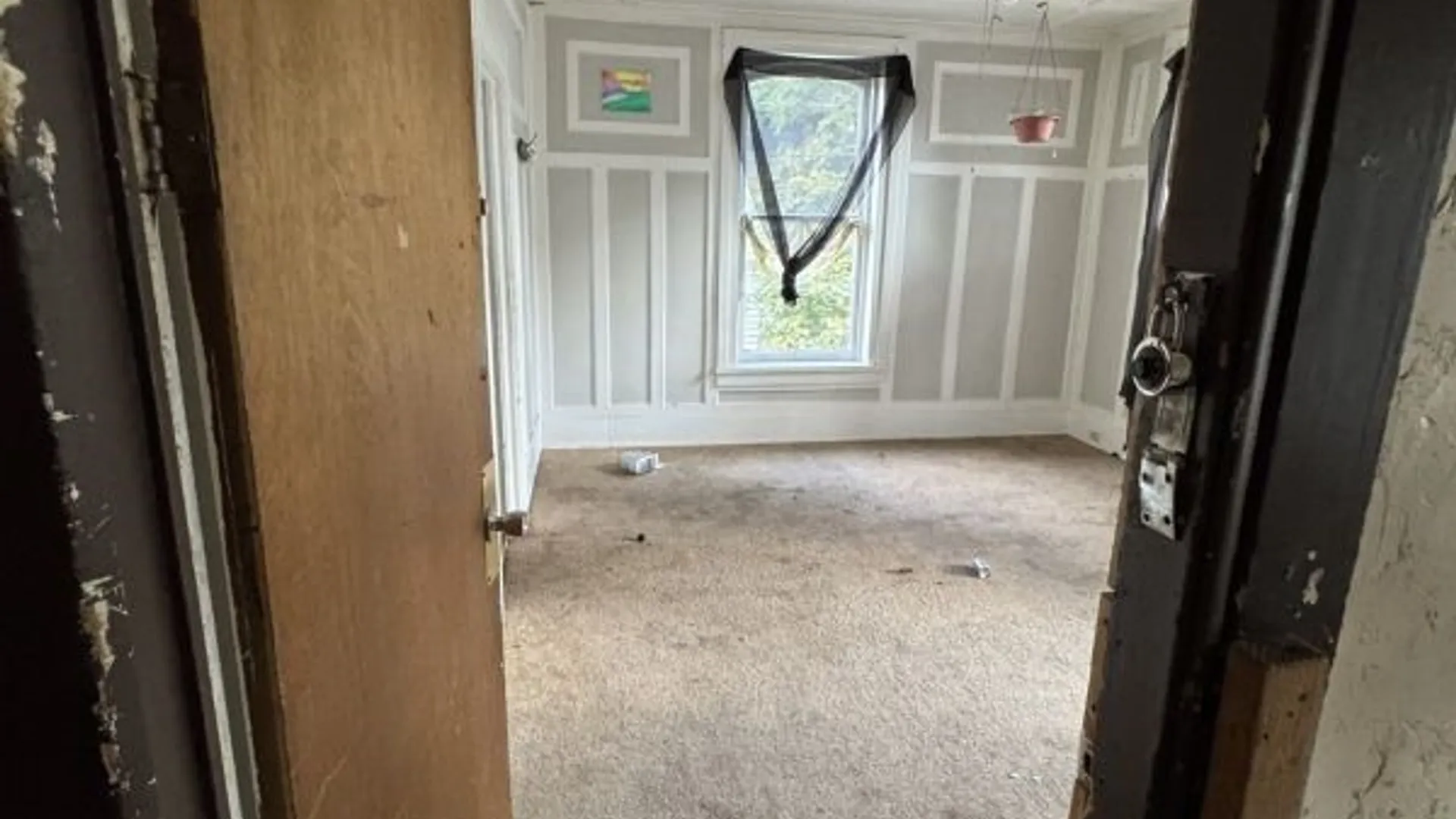 Property at 141 Pine Street, Lockport City, NY 14094 8