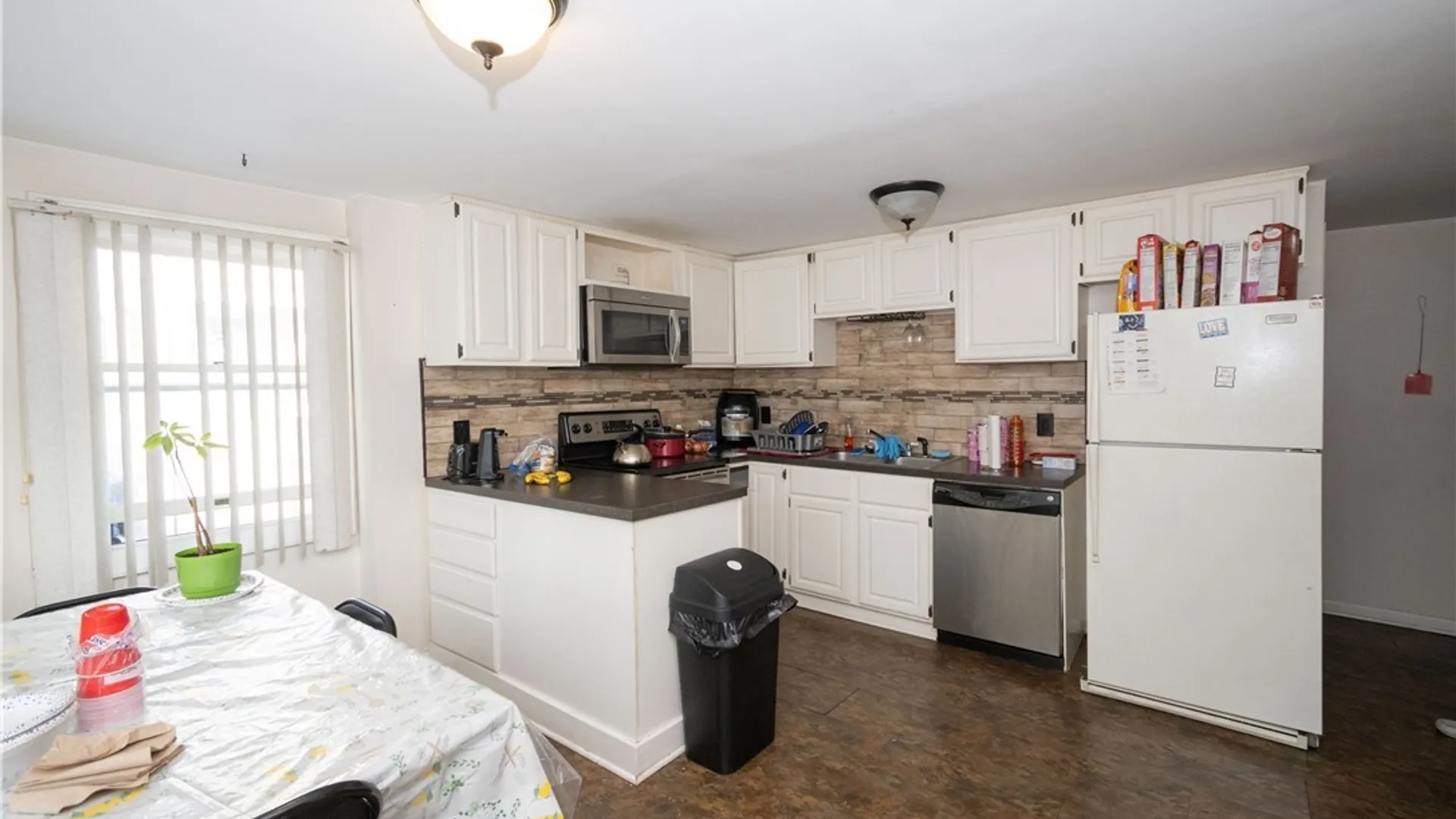 Property at 2129 JAMES Street, Syracuse, NY 13206 6