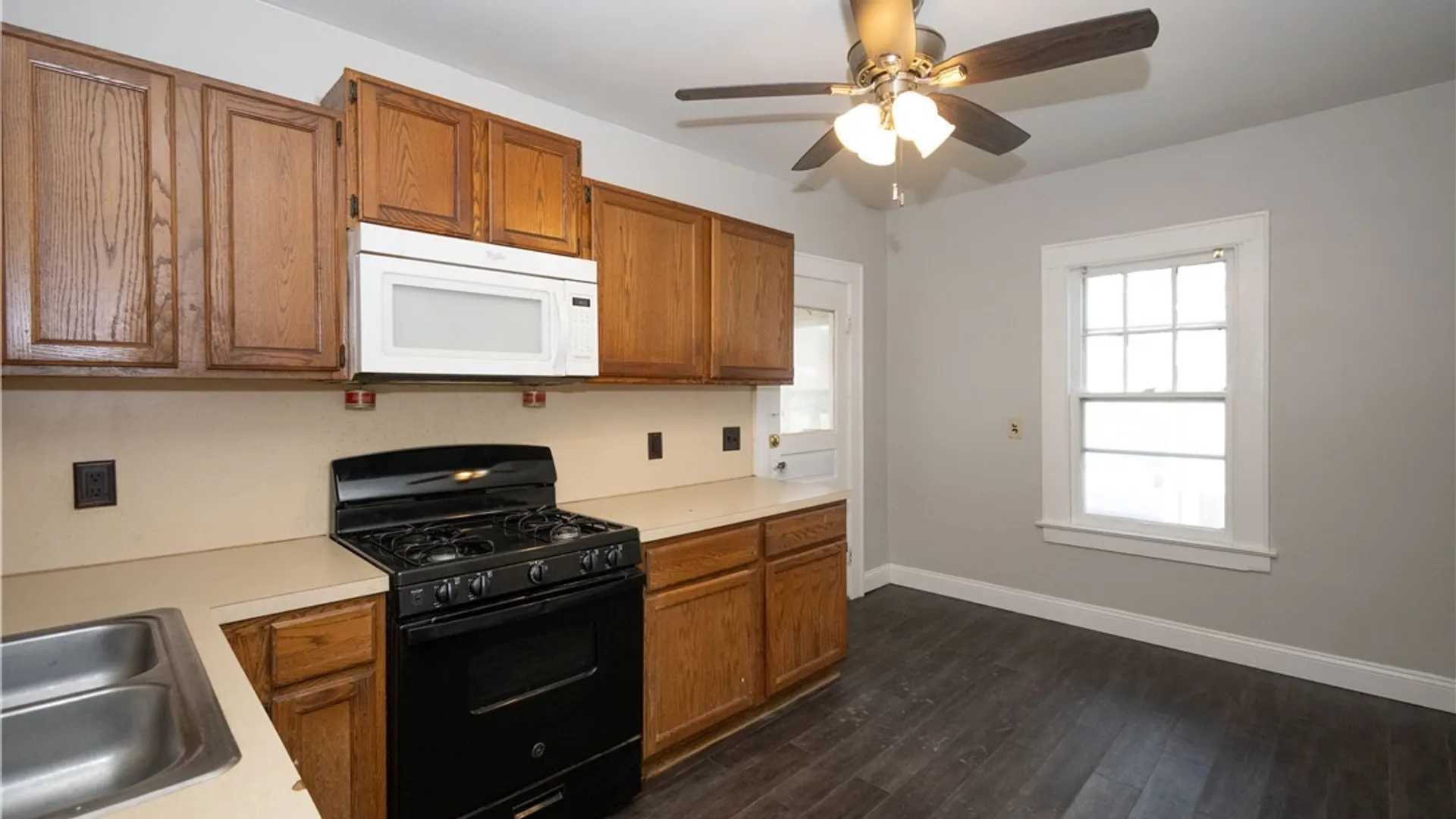 Property at 2129 JAMES Street, Syracuse, NY 13206 9