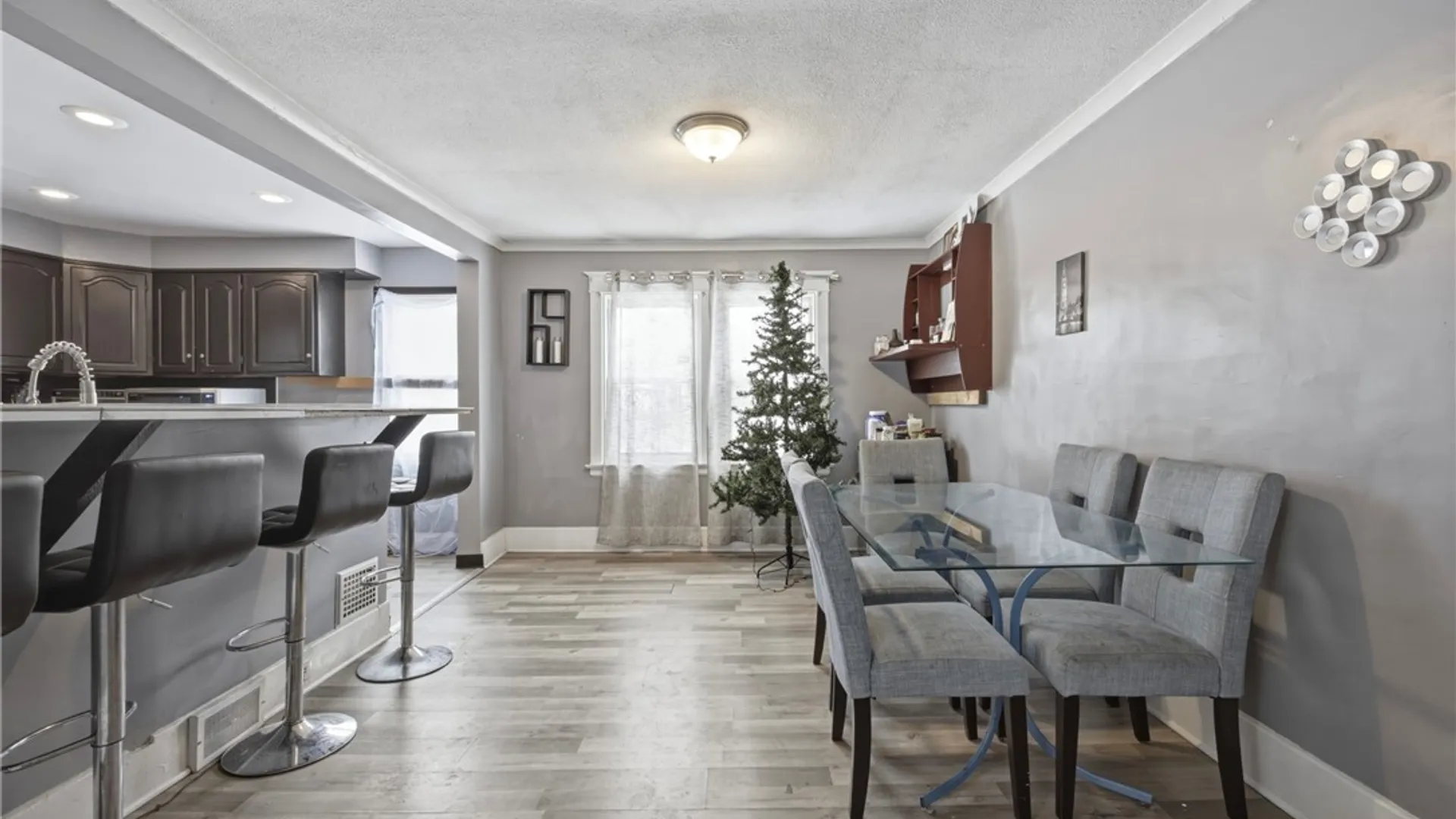 Property at 281 Northland Avenue, Buffalo, NY 14208 6