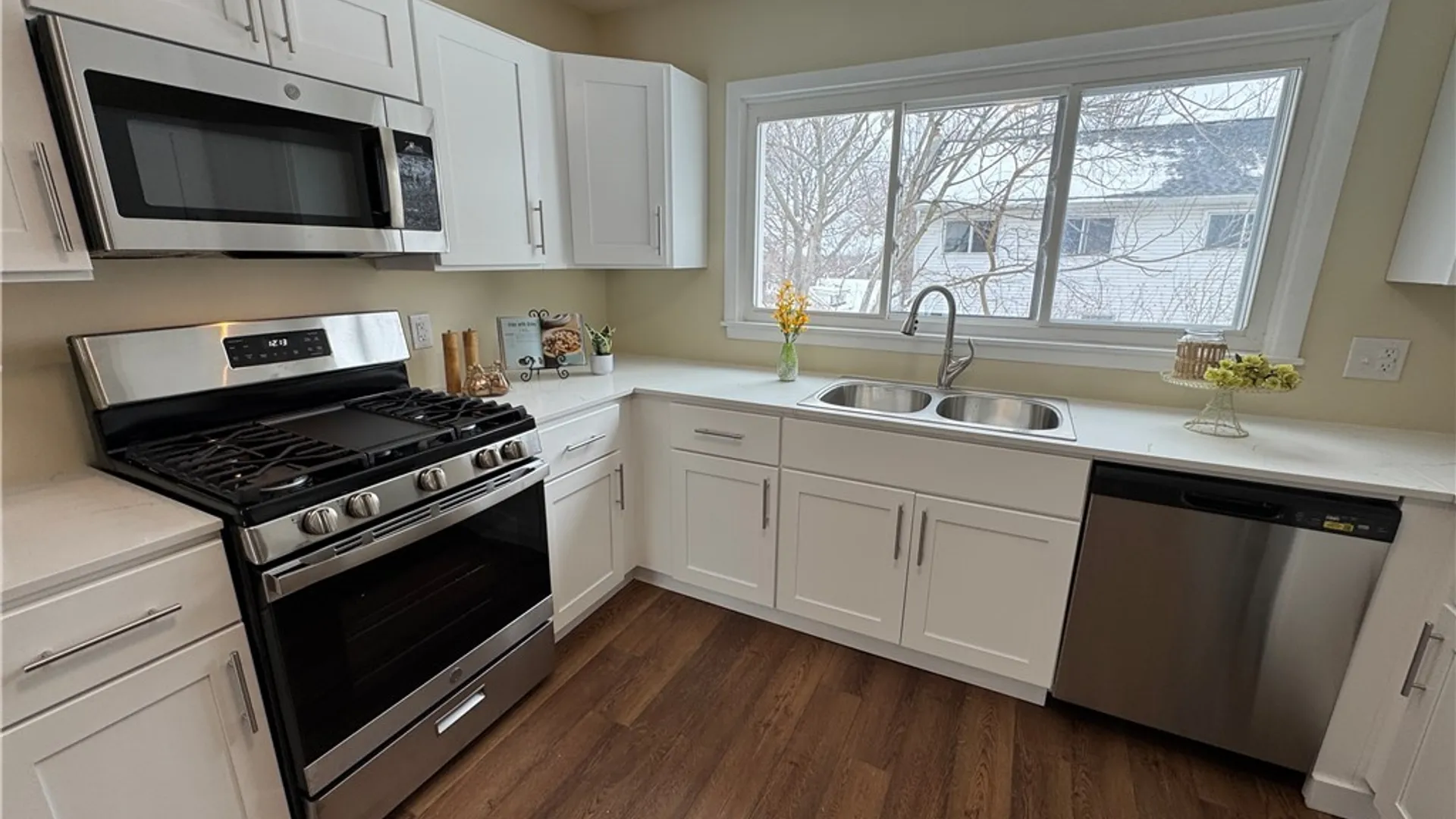 Property at 377 Lillian Avenue, Syracuse, NY 13206 17