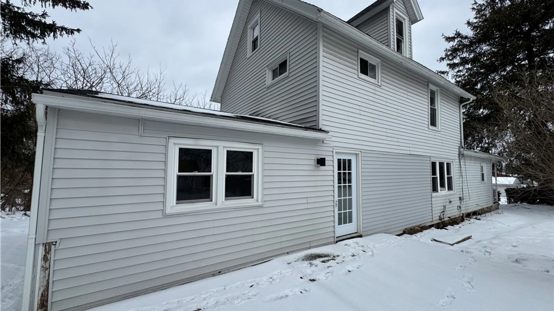 Property at 377 Lillian Avenue, Syracuse, NY 13206 44