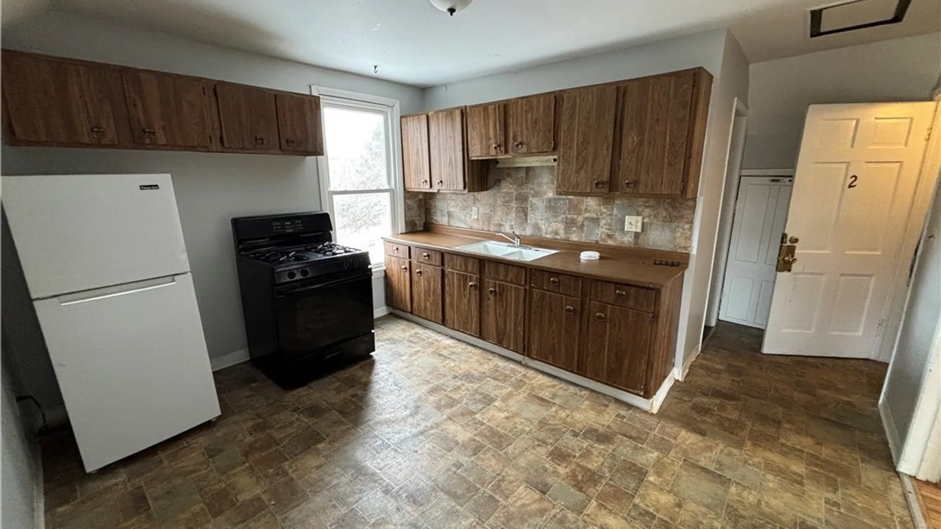 Property at 401 Park Street, Syracuse, NY 13203 14