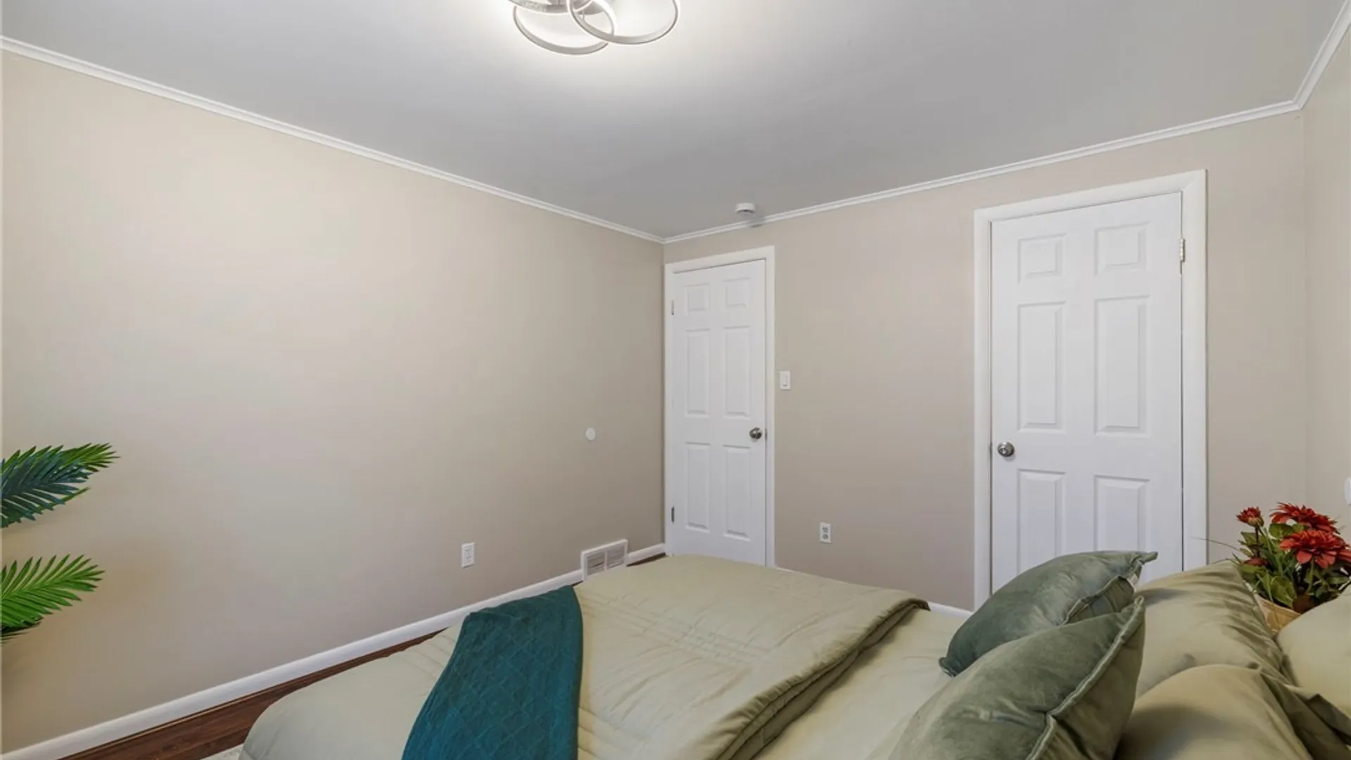 Property at 5869 Broadway Street, Lancaster, NY 14086 15