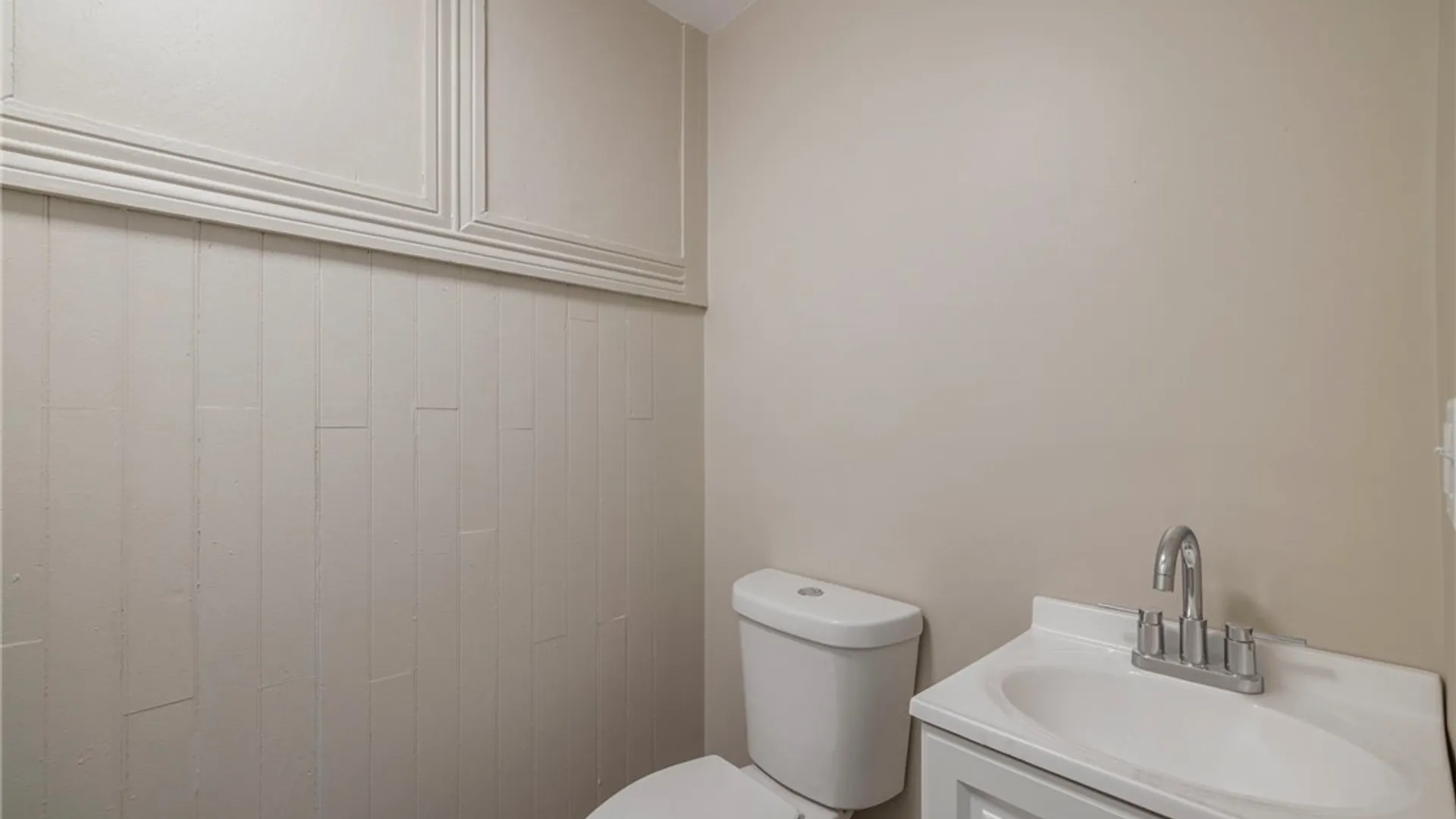 Property at 5869 Broadway Street, Lancaster, NY 14086 22