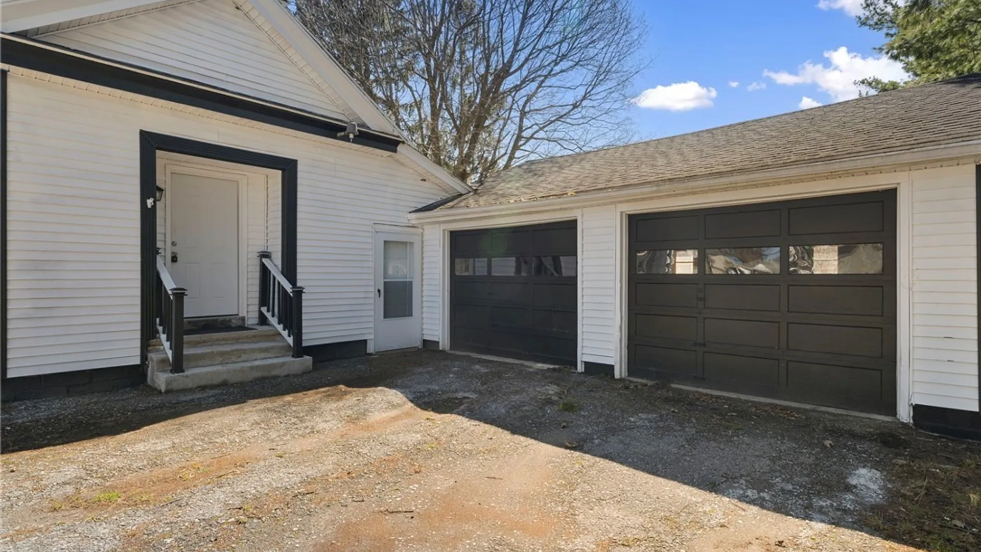 Property at 5869 Broadway Street, Lancaster, NY 14086 4