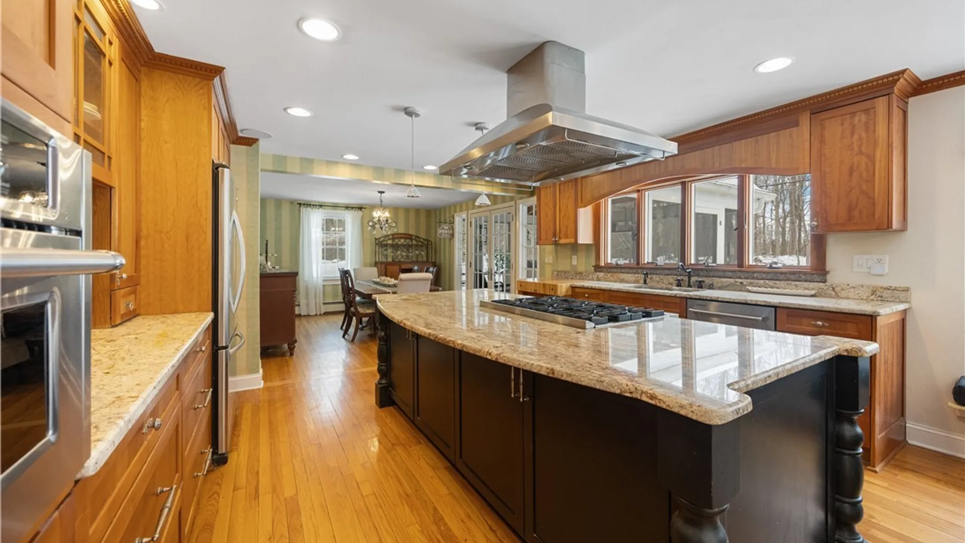 Property at 15 Edgewood Parkway, Manlius, NY 13066 13