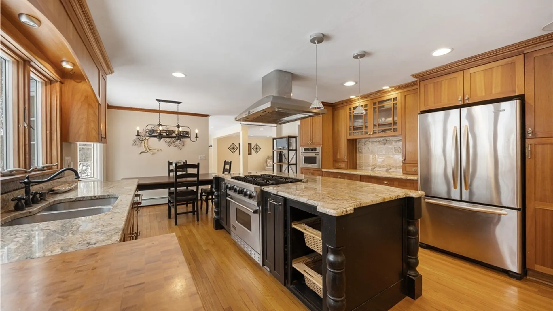 Property at 15 Edgewood Parkway, Manlius, NY 13066 15