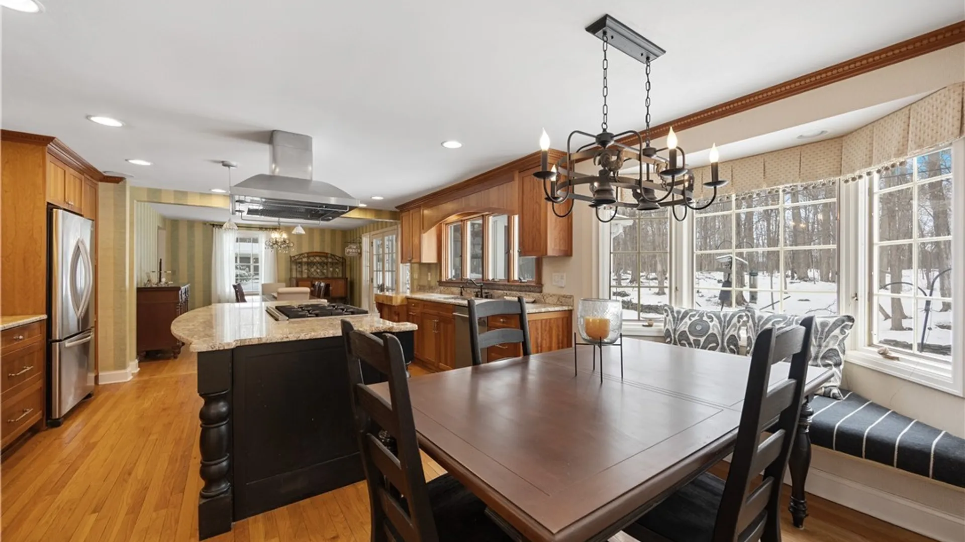 Property at 15 Edgewood Parkway, Manlius, NY 13066 16