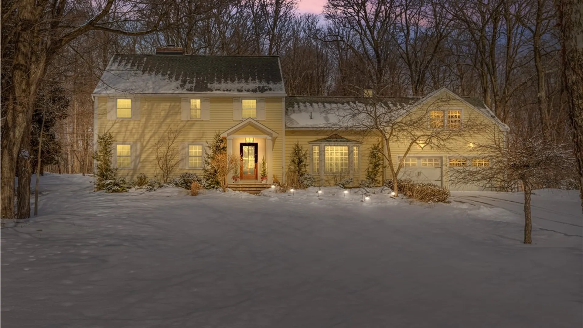 Property at 15 Edgewood Parkway, Manlius, NY 13066 2