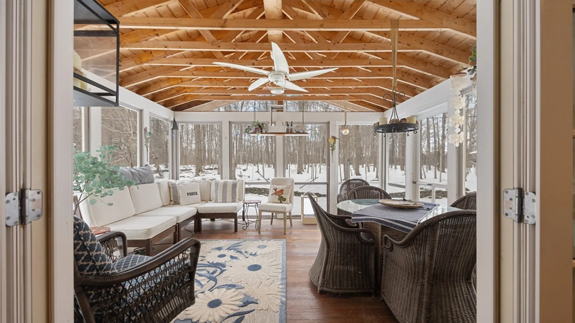 Property at 15 Edgewood Parkway, Manlius, NY 13066 20