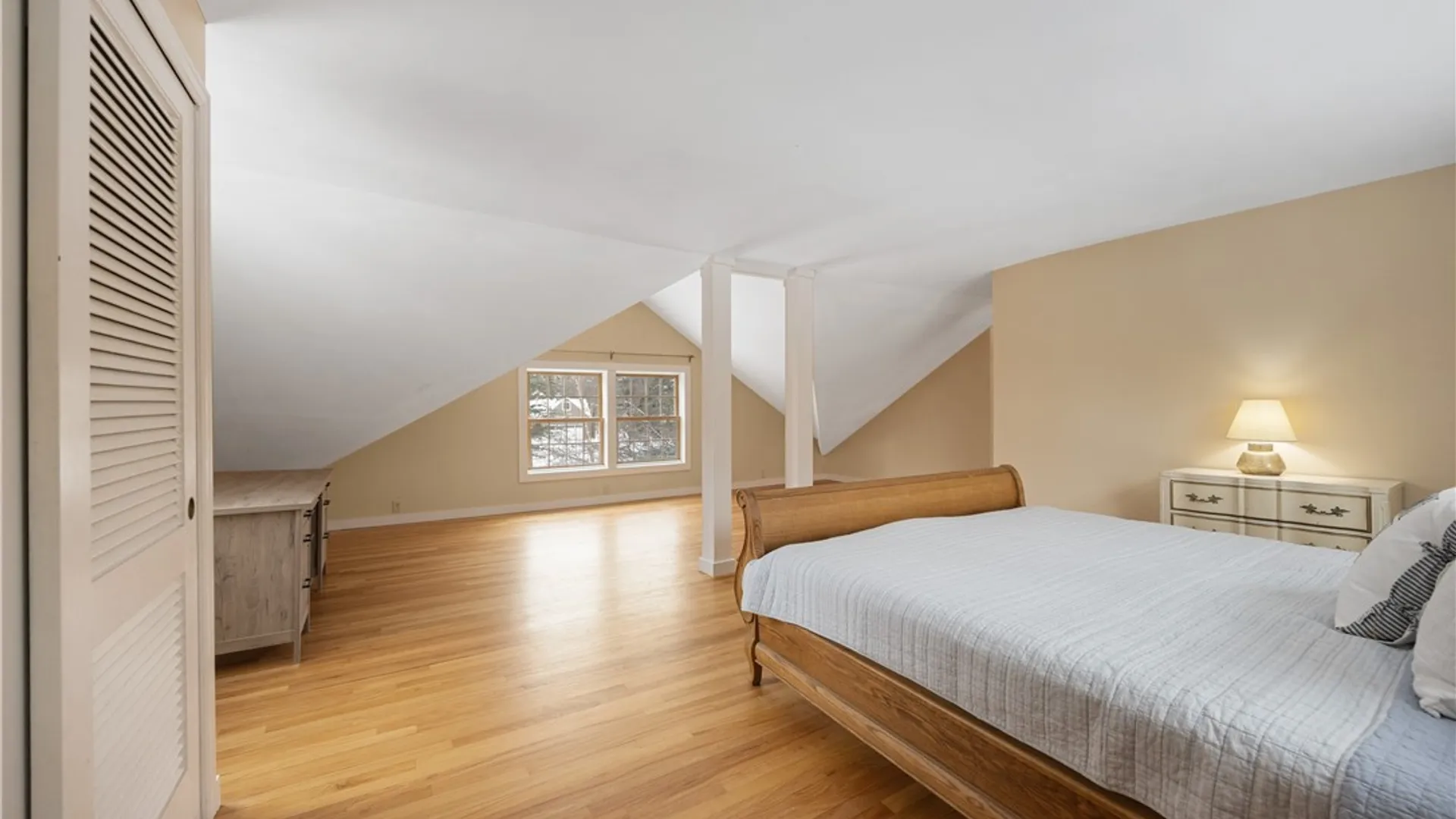 Property at 15 Edgewood Parkway, Manlius, NY 13066 31