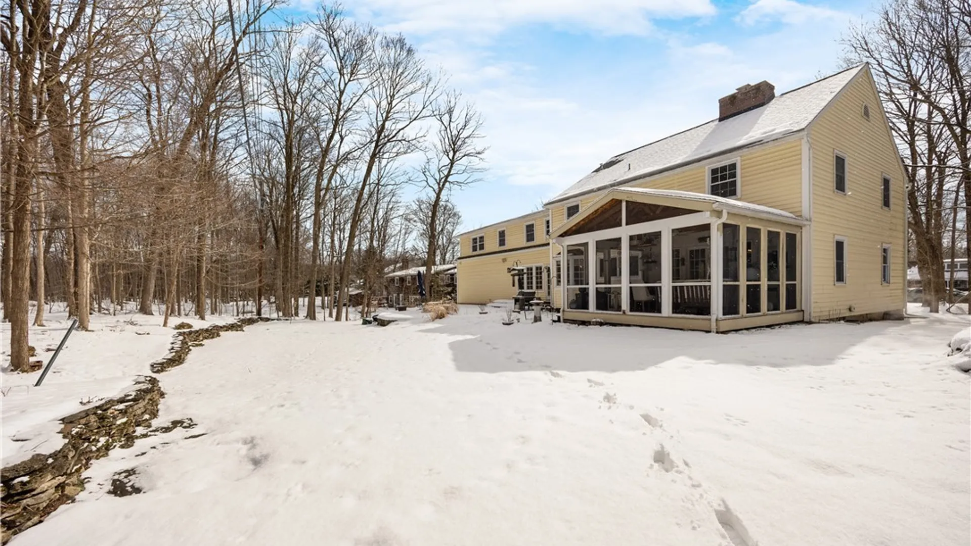 Property at 15 Edgewood Parkway, Manlius, NY 13066 42