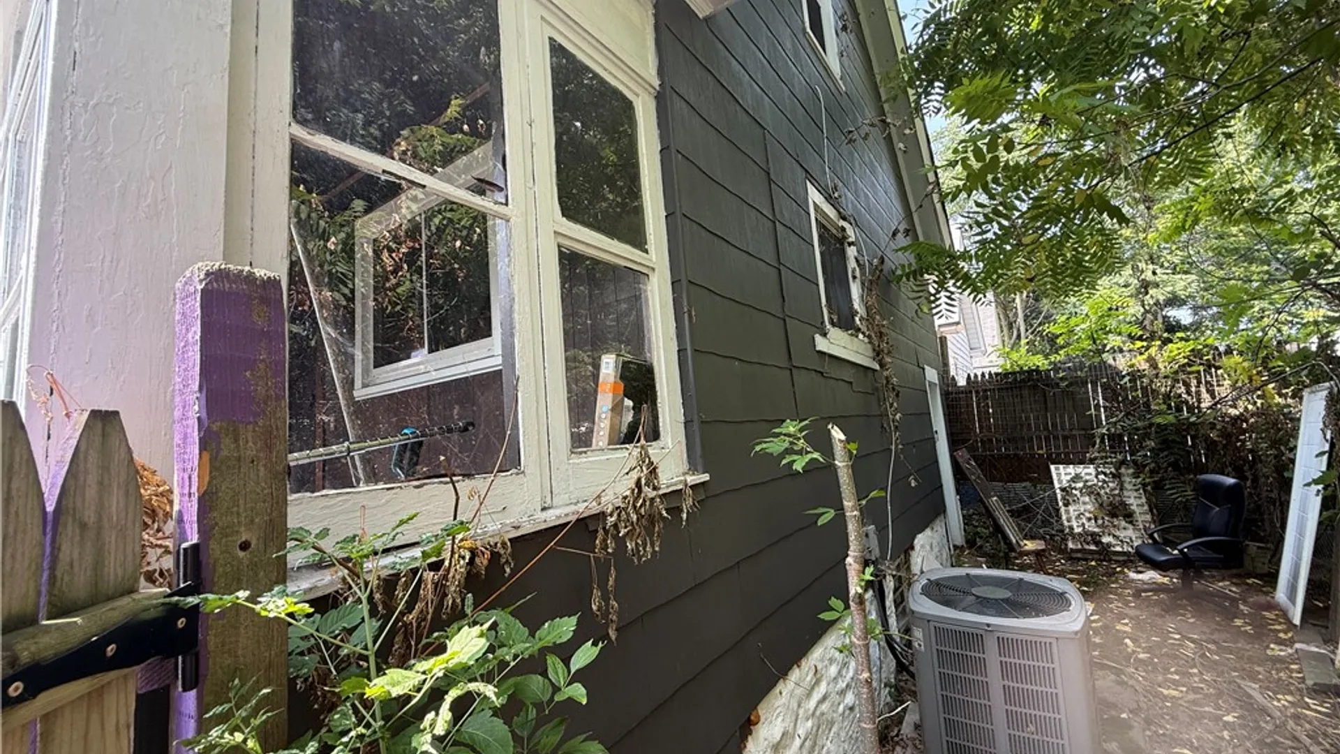 Property at 6 Rugraff Street, Rochester, NY 14606 3