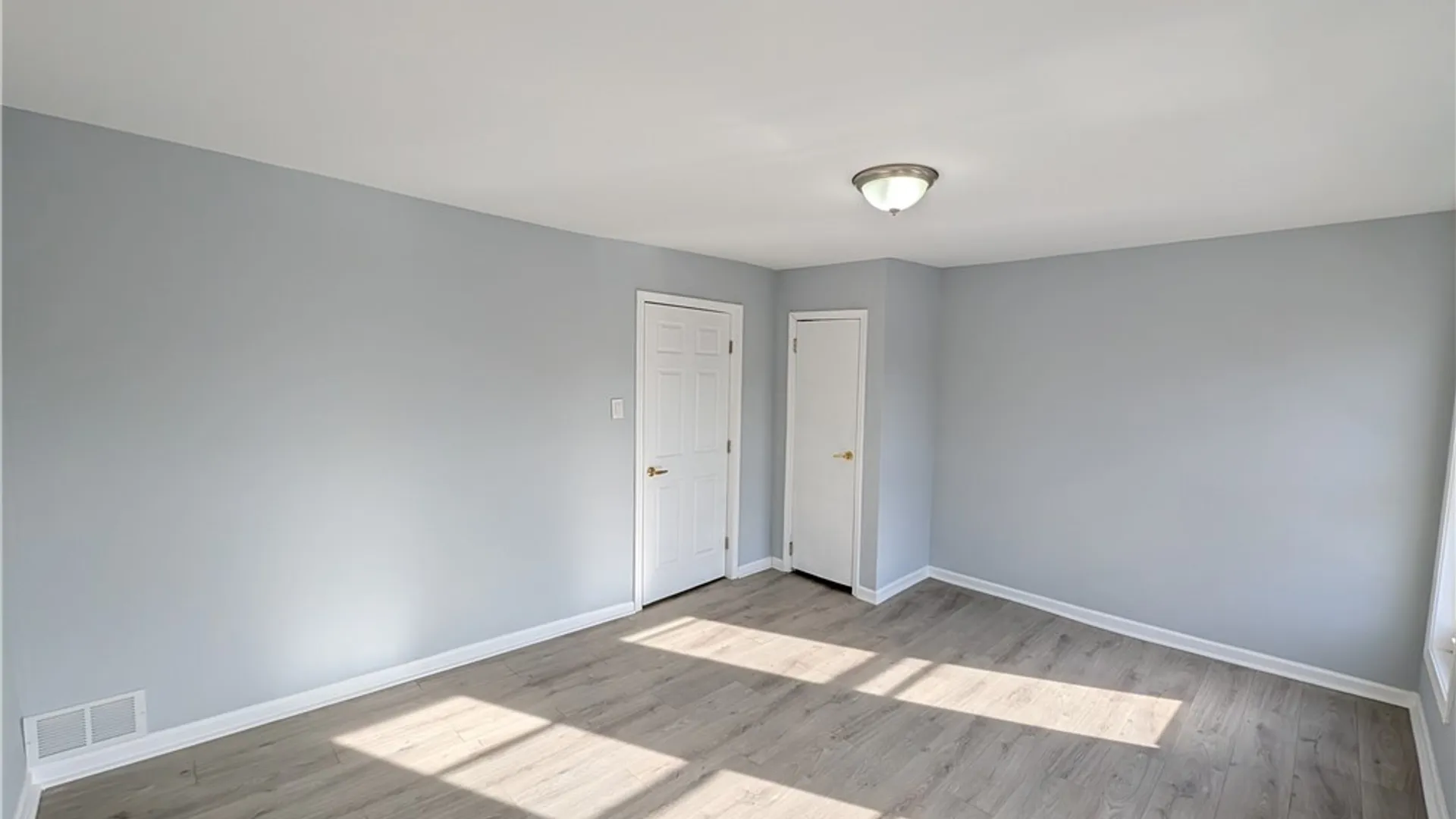 Property at 820 Lincoln Street, Elmira City, NY 14901 13