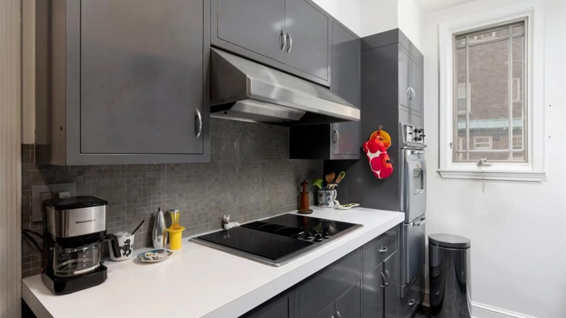 Property at 925 Delaware Avenue, Buffalo, NY 14209 11