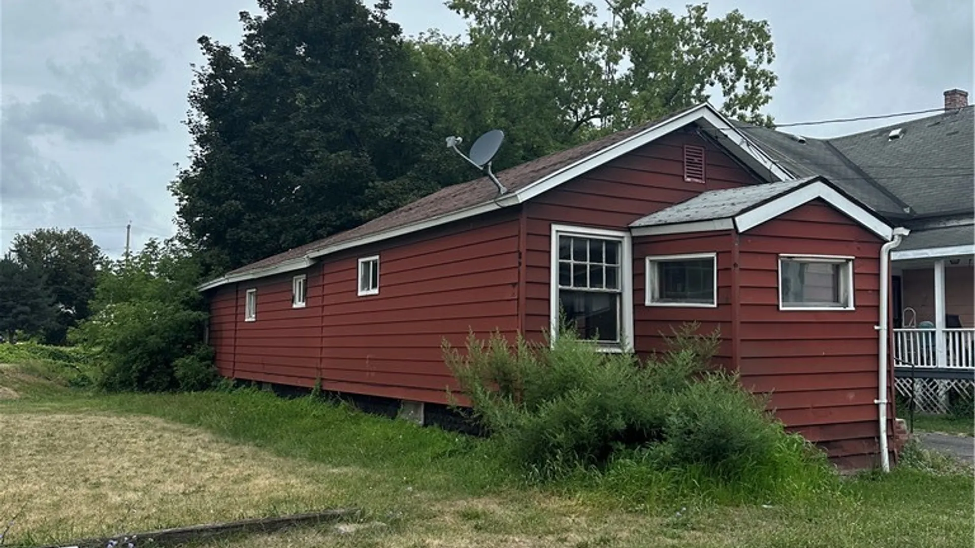 Property at 114 Hovey Street, Syracuse, NY 13207 2
