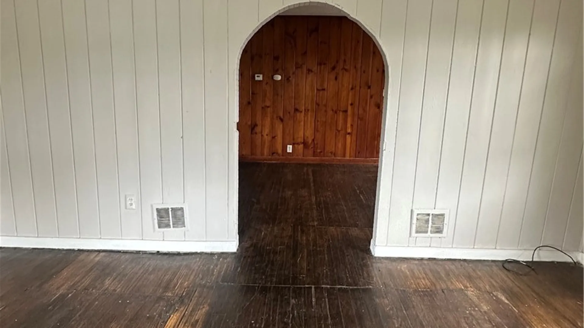 Property at 114 Hovey Street, Syracuse, NY 13207 4