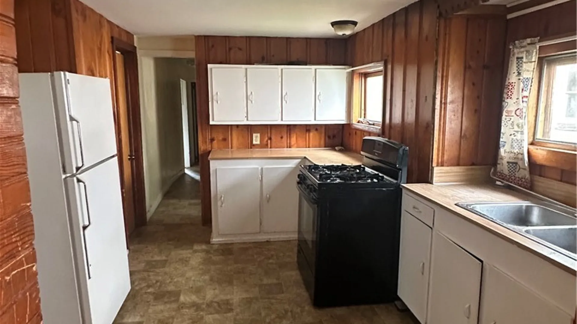 Property at 114 Hovey Street, Syracuse, NY 13207 9