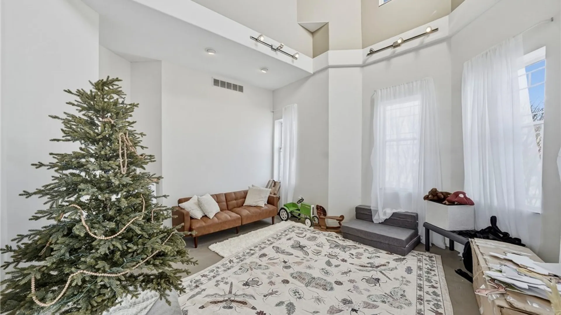 Property at 3284 Walden Avenue, Lancaster, NY 14043 28