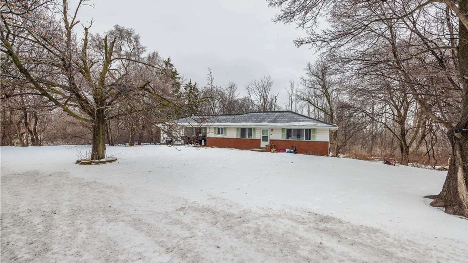 Property at 5380 Ridge Road, Parma, NY 14559 2