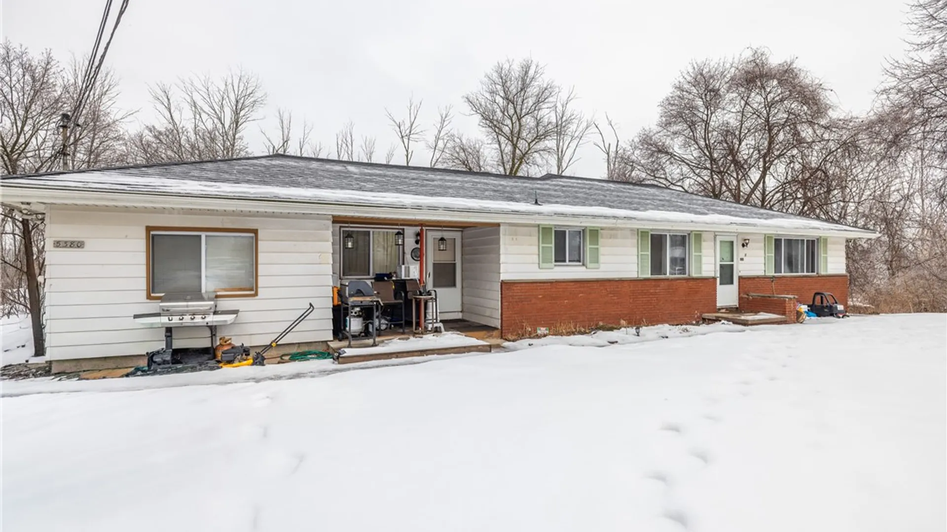 Property at 5380 Ridge Road, Parma, NY 14559 3