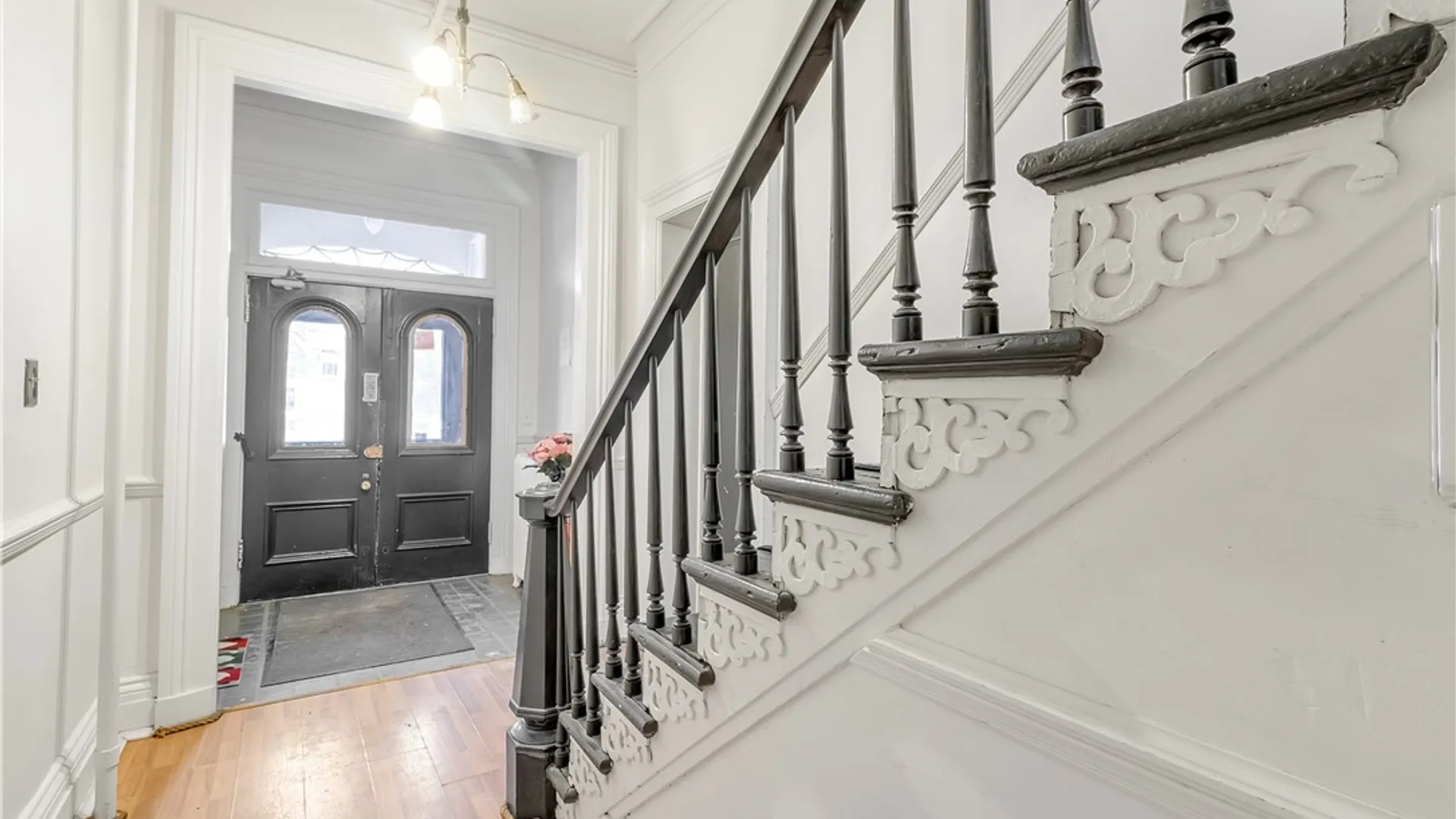 Property at 547 Franklin Street, Buffalo, NY 14202 5