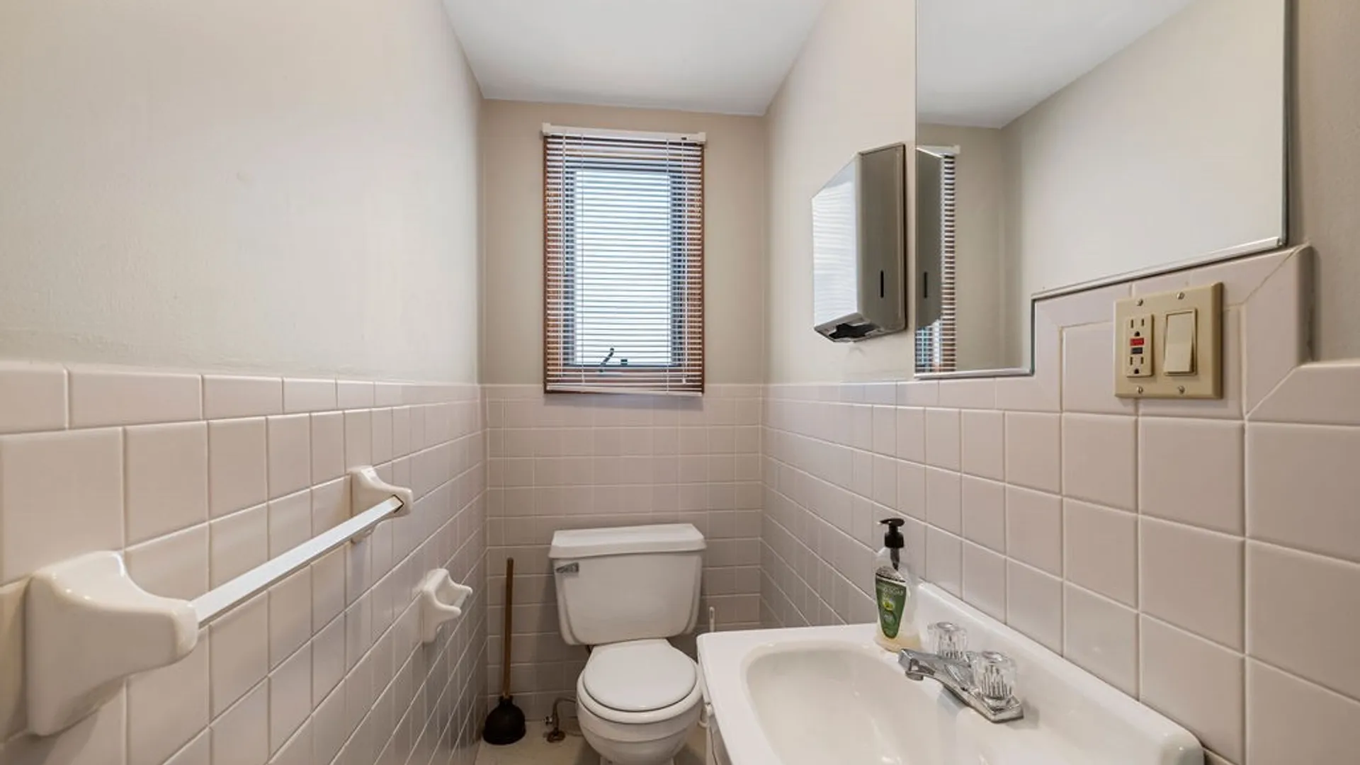 Property at 2290 Main Street, Buffalo, NY 14214 21