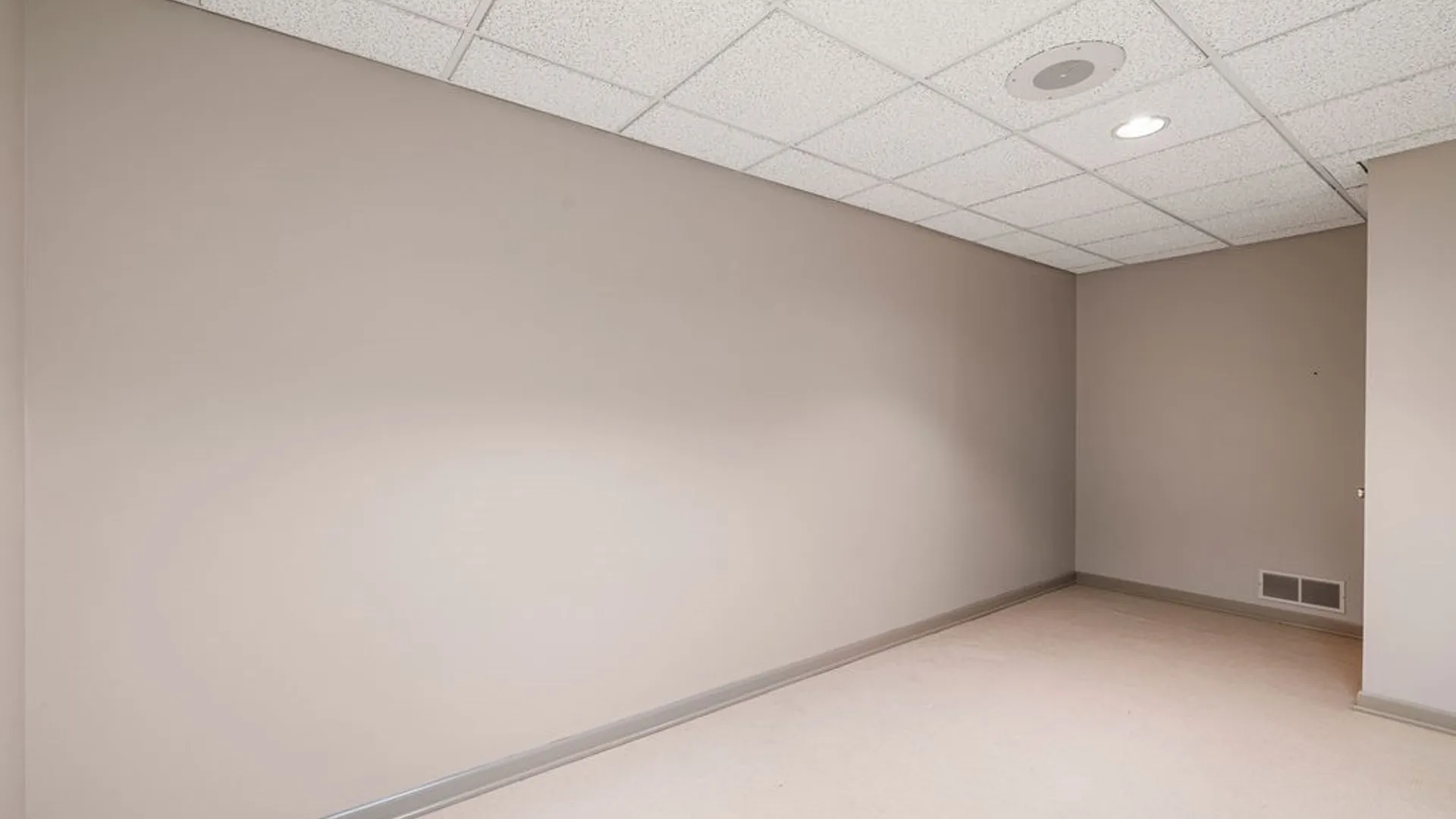 Property at 2290 Main Street, Buffalo, NY 14214 22