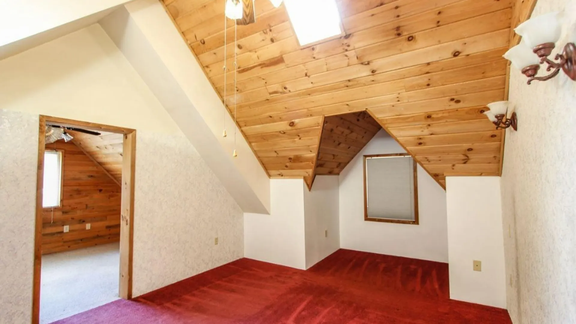 Property at 24 COMBS ROADWAY, Saratoga Springs, NY 12850 10