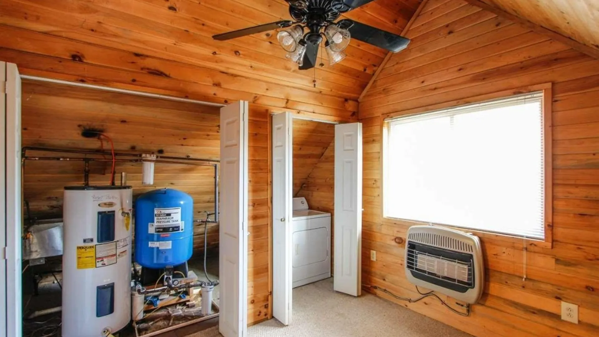 Property at 24 COMBS ROADWAY, Saratoga Springs, NY 12850 19