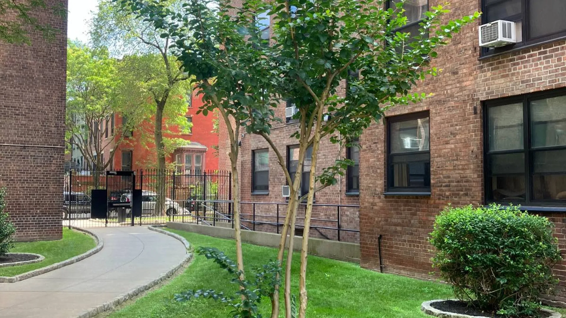Property at 209 Clinton Ave, Brooklyn, NY 11205 12
