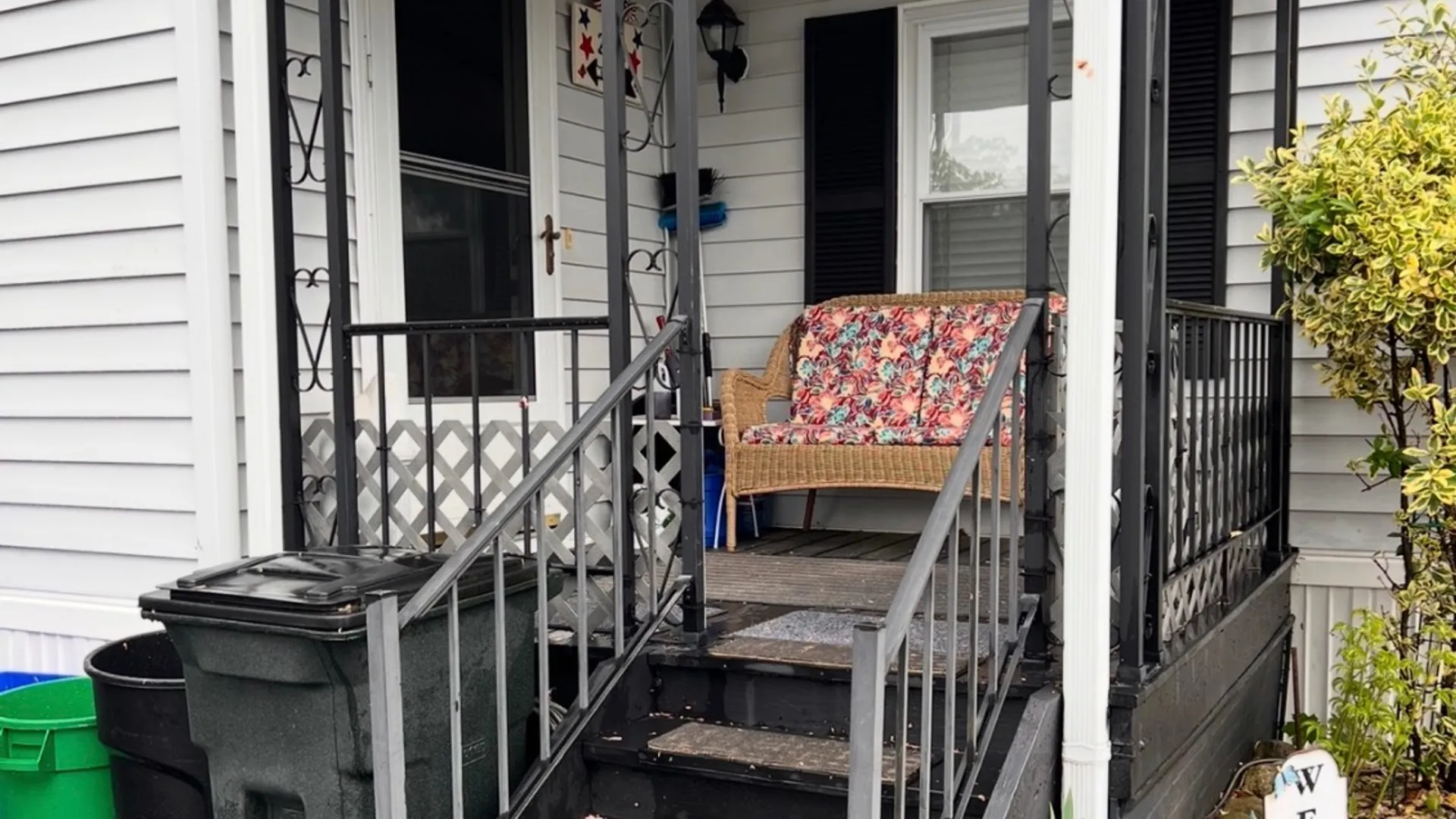 Property at 214 W Mountainview MHP, Stony Point, NY 10980 4