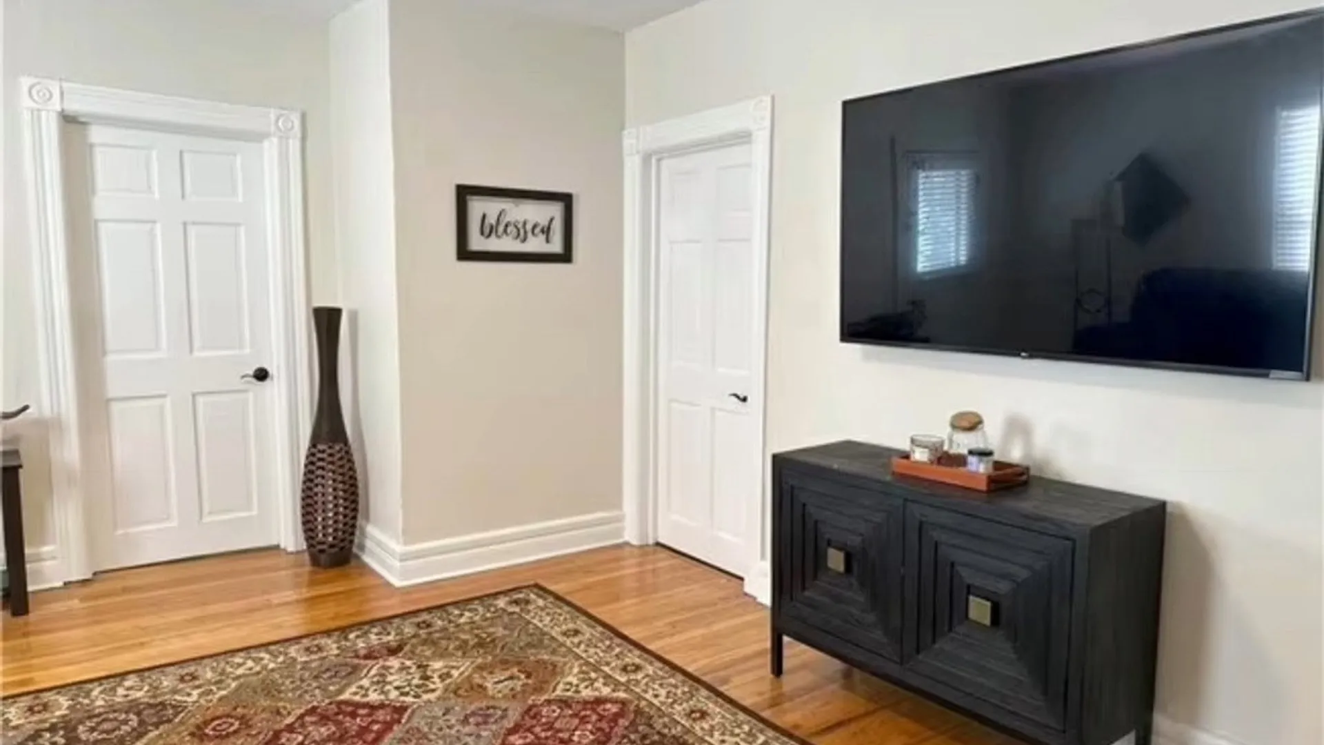 Property at 26 Paris Road, New Hartford, NY 13413 7