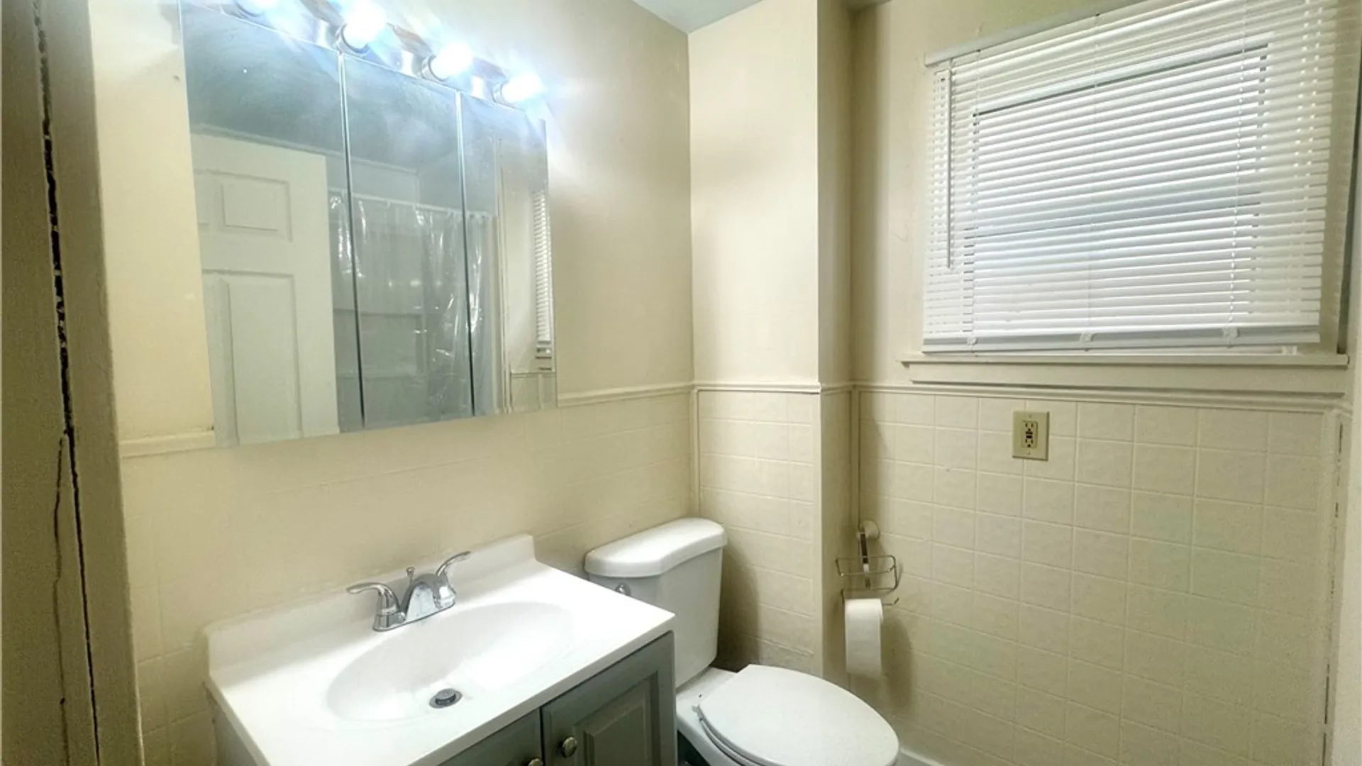 Property at 22 8th Street, Oneonta, NY 13820 5