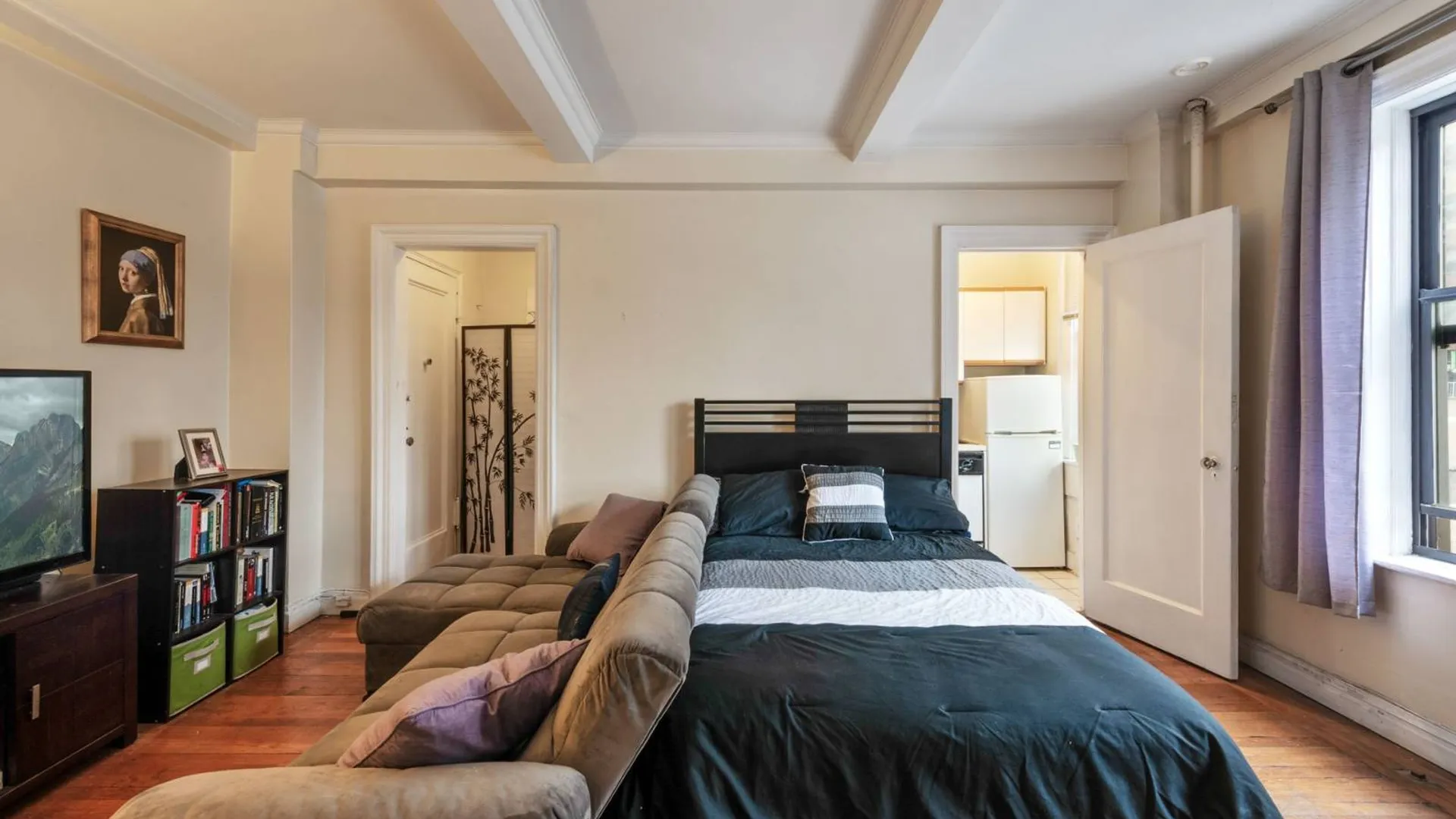 Property at 17 West 64th Street, New York, NY 10023 2