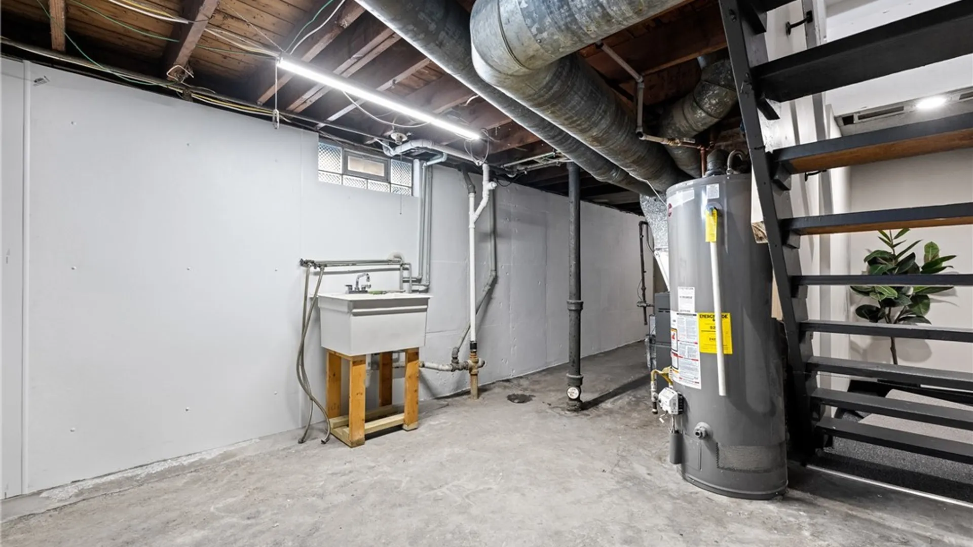 Property at 538 Taunton Place, Buffalo, NY 14216 35