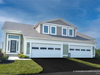 Property at 160 Cloverleaf Court, Cheektowaga, NY 14043